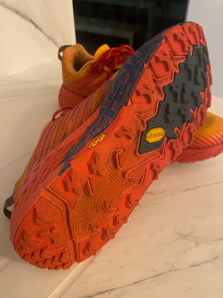 Hoka Speedgoat 5