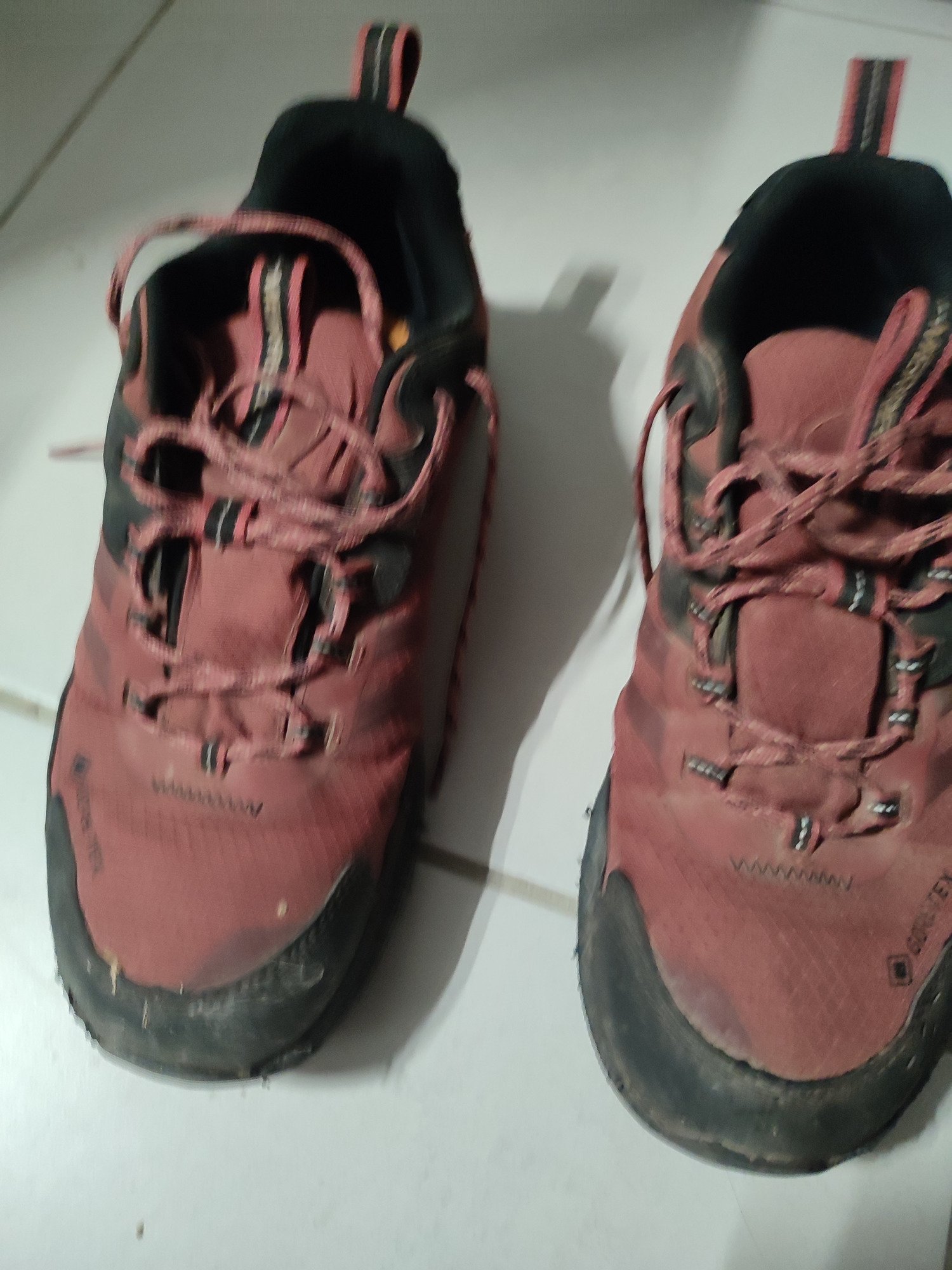 MERRELL GORE-TEX vibram MERRELL