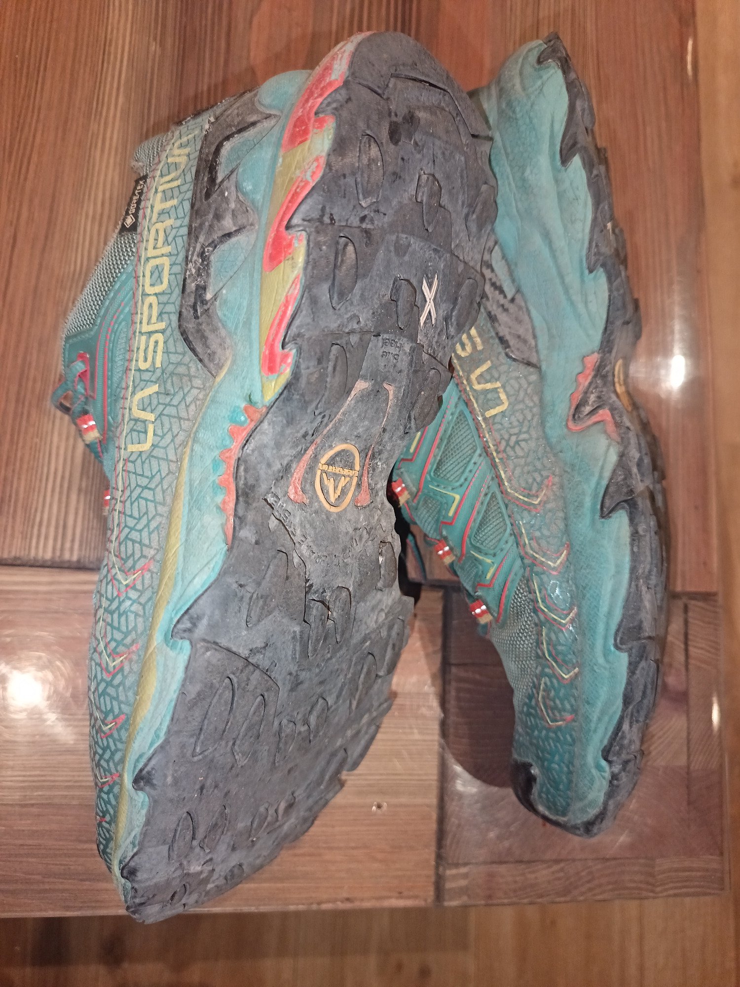 La Sportiva Ultra Raptor II Mid GTX