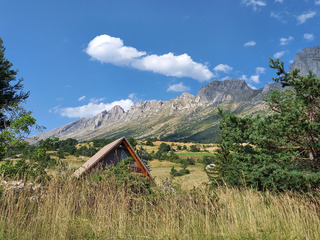 Montagne de Faraut, du roc roux à la tête de Girbault