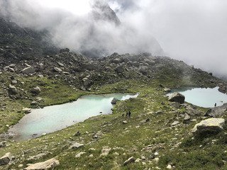 Sublime Lac blanc avec vue sur le pic de Belledonne!
