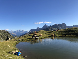 Nuit dépaysante entre le lac du Venetier et la cime de la Jasse!