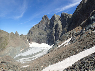 Boucle en deux étapes pour un bivouac au pied du glacier de Freydane