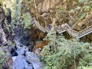 Gorges et canyon final du Triège en vallée du Trient ?? 