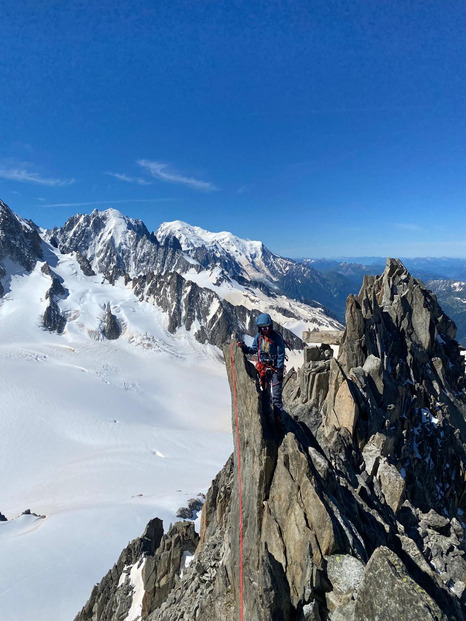 Aiguille du tour : Arrête de la table 