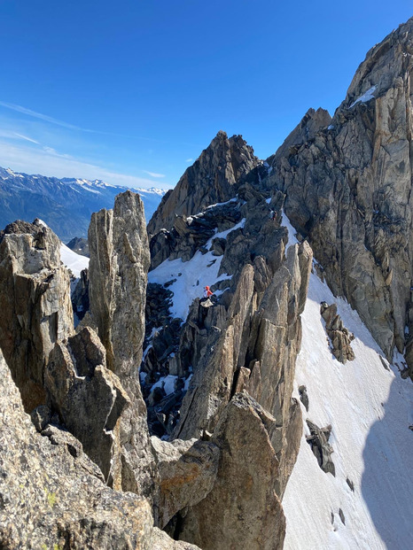 Aiguille du tour : Arrête de la table 