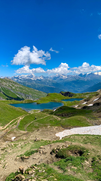 Joyaux d’azur au-delà des alpages - les 5 Lacs de Forclaz