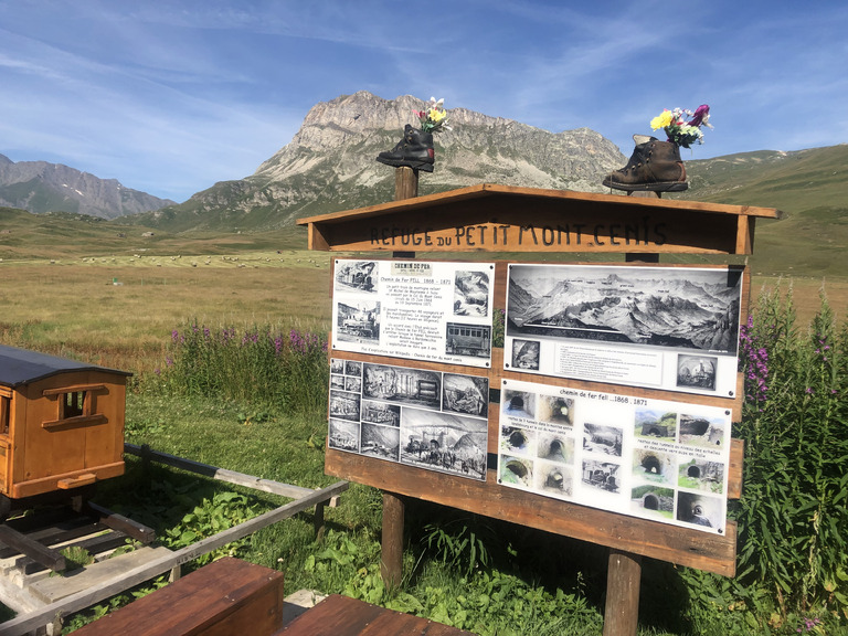 Bienvenue au refuge du Petit Mont Cenis!