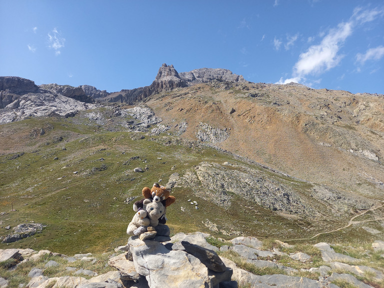 Sommet de la Blanche et bivouac au lac de Puy Aillaud 