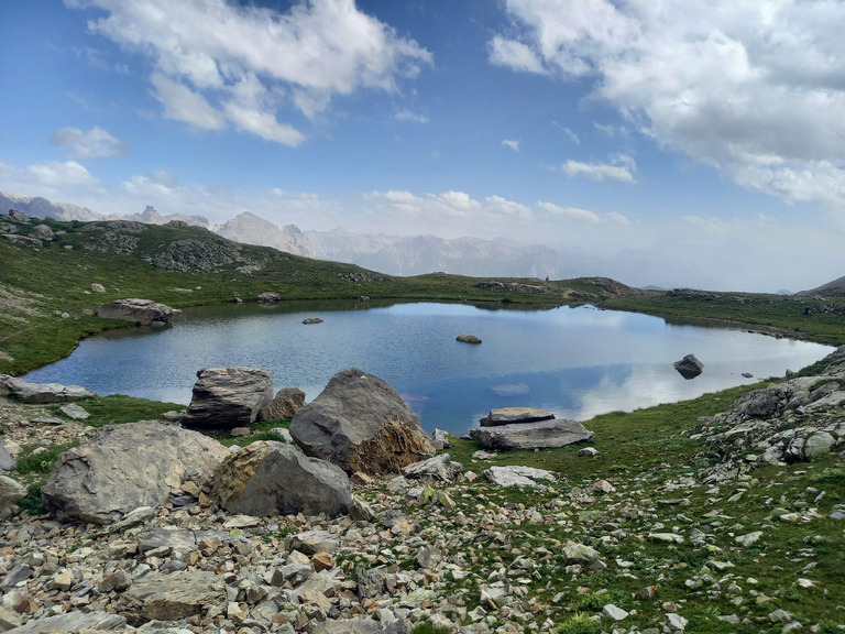 Sommet de la Blanche et bivouac au lac de Puy Aillaud 