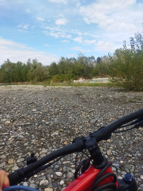 Vélo en terre humide 