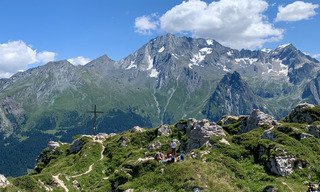 La Dent du Villard depuis le Lac de la Rosi&egrave;re