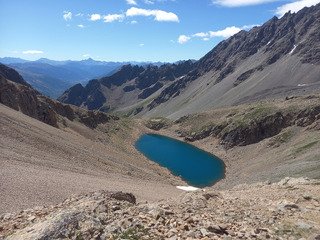 Lac de Combeynot et pic est
