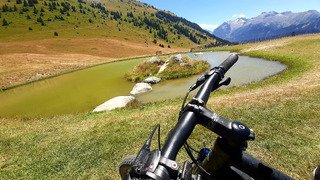Du VTT panoramique entre l'Alpe d'Huez et Villard-Reculas