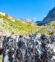 Au pied de la Pierre, la tête de la Balme