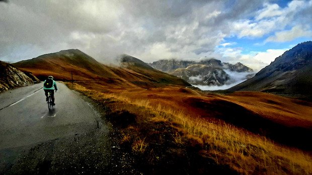 Col du  Galibier, 2 ambiances :  dantesque et féerique !