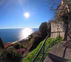 Run and fly Au soleil 