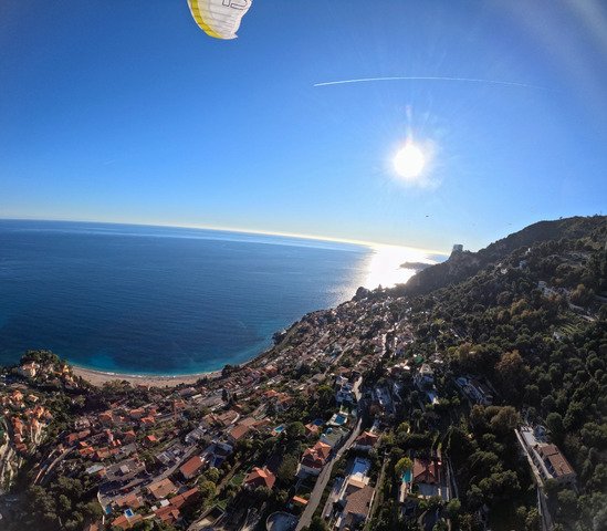 Run and fly Au soleil 