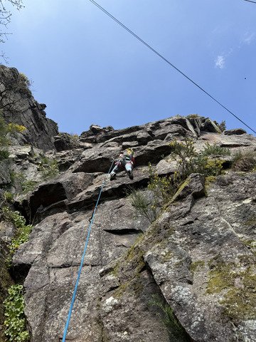 Cl&eacute;cy - Escalade printani&egrave;re