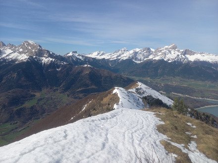 Tour des cr&ecirc;tes d'Aspres les Corps