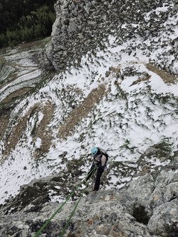 Les arr&ecirc;tes, un orage et demi-tour
