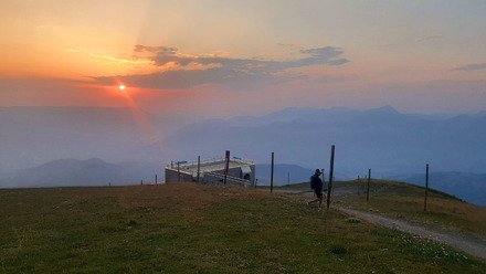 Chamrousse : monter &agrave; la Croix pour la pleine lune !