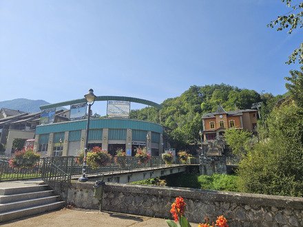 Visite &agrave; Ax