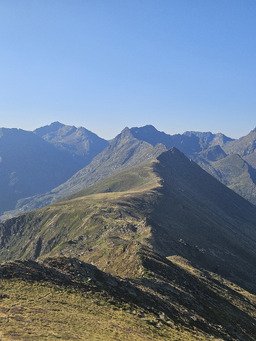 Suivre les cr&ecirc;tes au Goulier