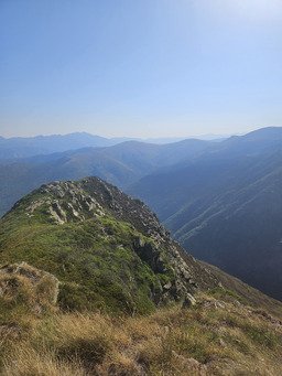 Suivre les cr&ecirc;tes au Goulier