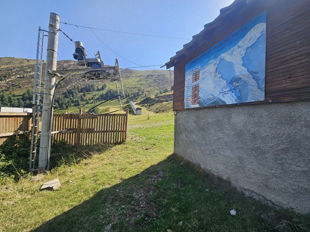 Suivre les cr&ecirc;tes au Goulier