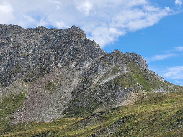 Cret du Rey pour voir l'ar&ecirc;te 