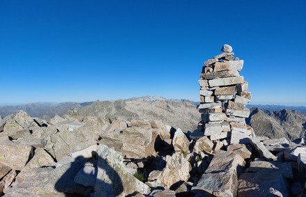 La Punta Alta de Comalesbienes (31014m) 😎😎