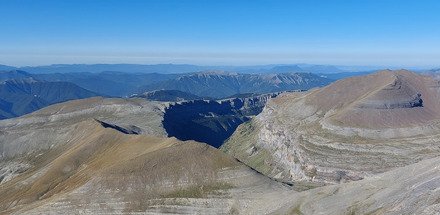El Pico A&ntilde;isclo (3257m), on a bouff&eacute; du caillou 😱😁