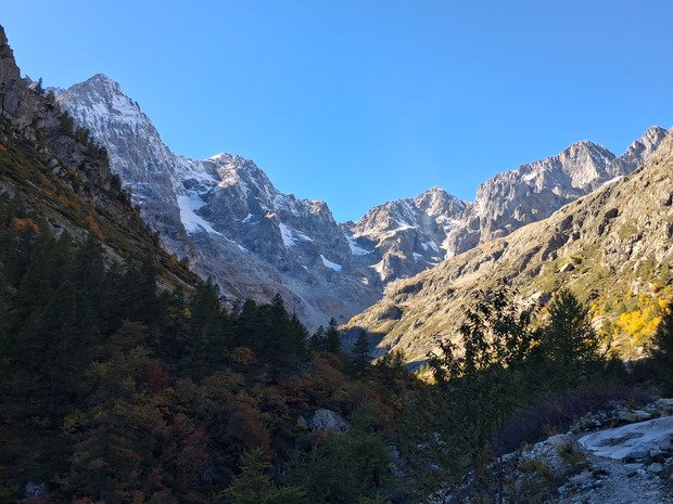 Refuge des Bans et Peyre Arguet