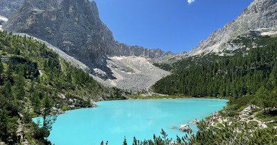 Lac de Sorapis depuis le Paso Tre Croci