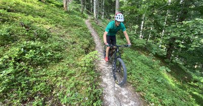 Petite ballade dominicale entre Chamechaude, Charmant som et la Pin&eacute;a