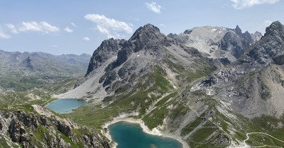 Pic de l&rsquo;Aigle : Maelstr&ouml;m sous le ciel bleu