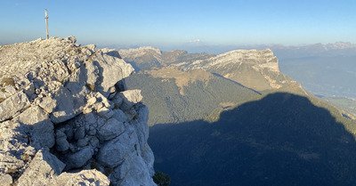 Chamechaude par la br&egrave;che Arnaud et le pas du Lapin