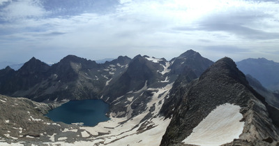 Course d'arête dans le Luchonnais