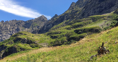 L'incroyable sentier de la Cabane de la selle (2018m)