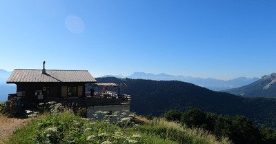Cuisses en feu face &agrave; un beau panorama
