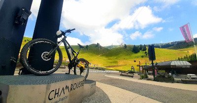 Chamrousse : la mont&eacute;e pour le plaisir d'une belle descente vtt
