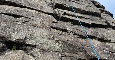 Cl&eacute;cy - Escalade printani&egrave;re