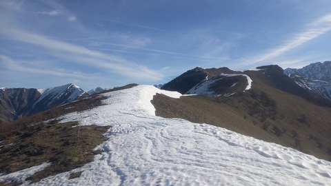 Tour des cr&ecirc;tes d'Aspres les Corps