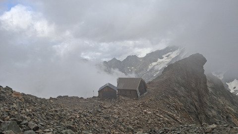 La grande ruine, pointe Brevoort 3765m