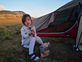 Je bivouaque avec ma fille de 3 ans