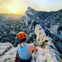 P&eacute;riple rocambolesque &agrave; la c&eacute;l&egrave;bre aiguille de Sugiton !