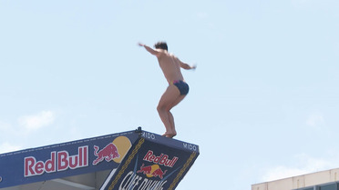 Red Bull Cliff Diving World Series 2024 - Boston (USA) - Winning Dive (Men)