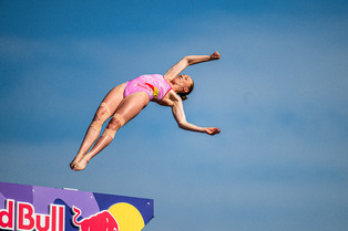 Red Bull Cliff Diving World Series 2024 - Montreal (CAN) - Winning Dive (Women)