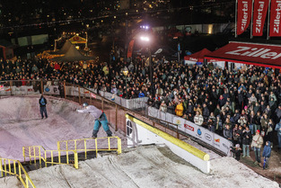 German Leon G&uuml;tl freestyle snowboarder wins the last stop and takes the tour victory of the Rock-A-Rail competition at Snowfest The Hague 2024